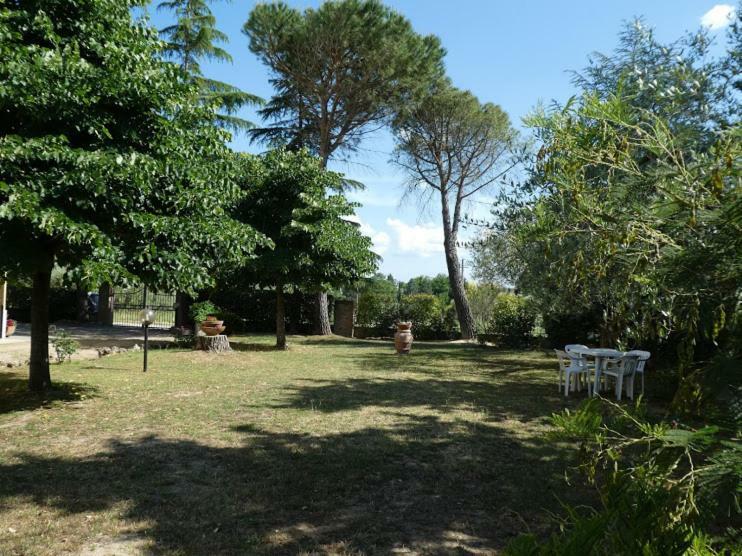Casa Giuliana Lägenhet Chiusi Exteriör bild